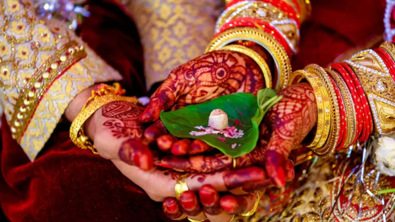 क्यों कहा जाता है कि अक्षय तृतीया पर शादी करने से मिलता है सात जन्मों का साथ? जानें धार्मिक मान्यता