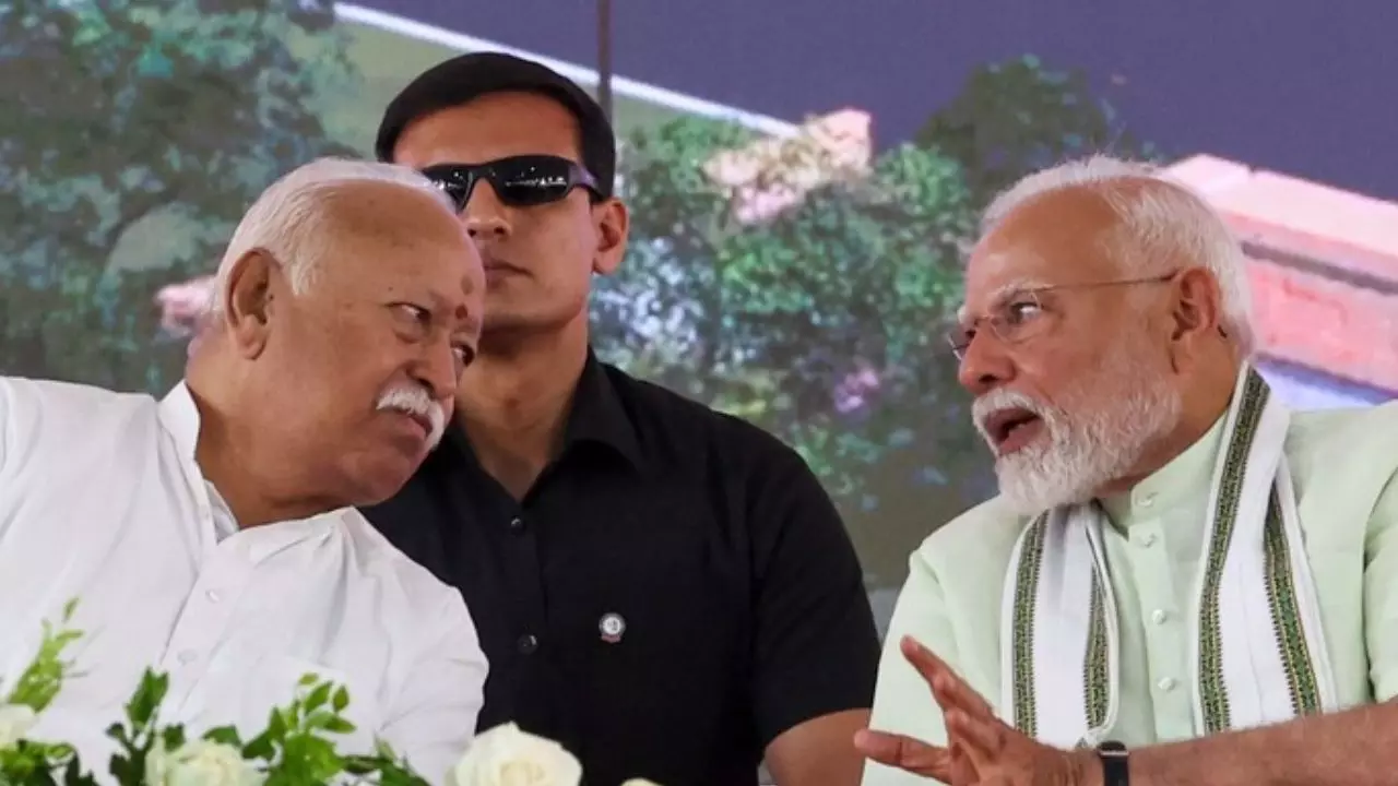 पहले दी सेना को खुली छूट, फिर तुरंत मोदी ने शाह और भागवत के साथ की बैठक; पहलगाम हमले पर बातचीत पहले दी सेना को खुली छूट, फिर तुरंत मोदी ने शाह और भागवत के साथ की बैठक; पहलगाम हमले पर बातचीत
