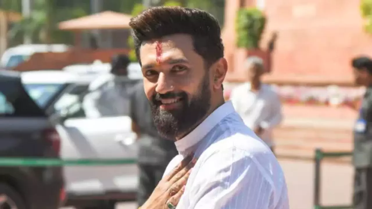 अब दिल्ली से पटना की दौड़! बिहार विधानसभा चुनाव में चिराग पासवान की एंट्री, क्या सांसद से विधायक बनने की तैयारी?