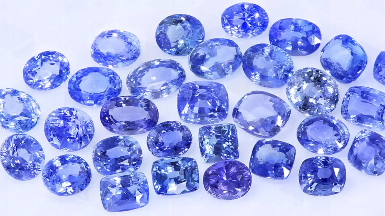 Neelam Gemstone: नीलम रत्न धारण करने से चमक उठती है इन राशि वालों की किस्मत, जीवनभर रहती है शनिदेव की कृपा Neelam Gemstone: नीलम रत्न धारण करने से चमक उठती है इन राशि वालों की किस्मत, जीवनभर रहती है शनिदेव की कृपा