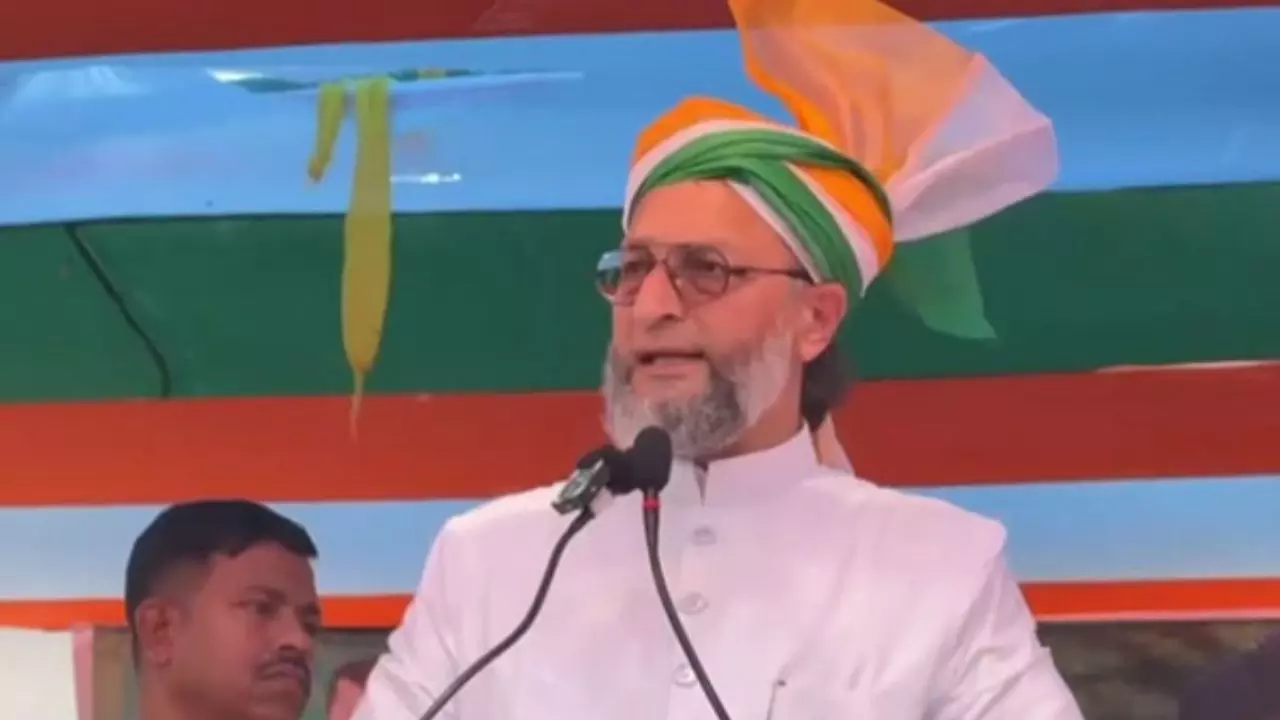 PAK चेहरे पर मुस्कान लाने वालों, वक्त जवाब देने का सोचने का नहीं; पहलगाम हमले को लेकर ओवैसी ने मोदी सरकार से की ये मांग- VIDEO PAK चेहरे पर मुस्कान लाने वालों, वक्त जवाब देने का सोचने का नहीं; पहलगाम हमले को लेकर ओवैसी ने मोदी सरकार से की ये मांग- VIDEO