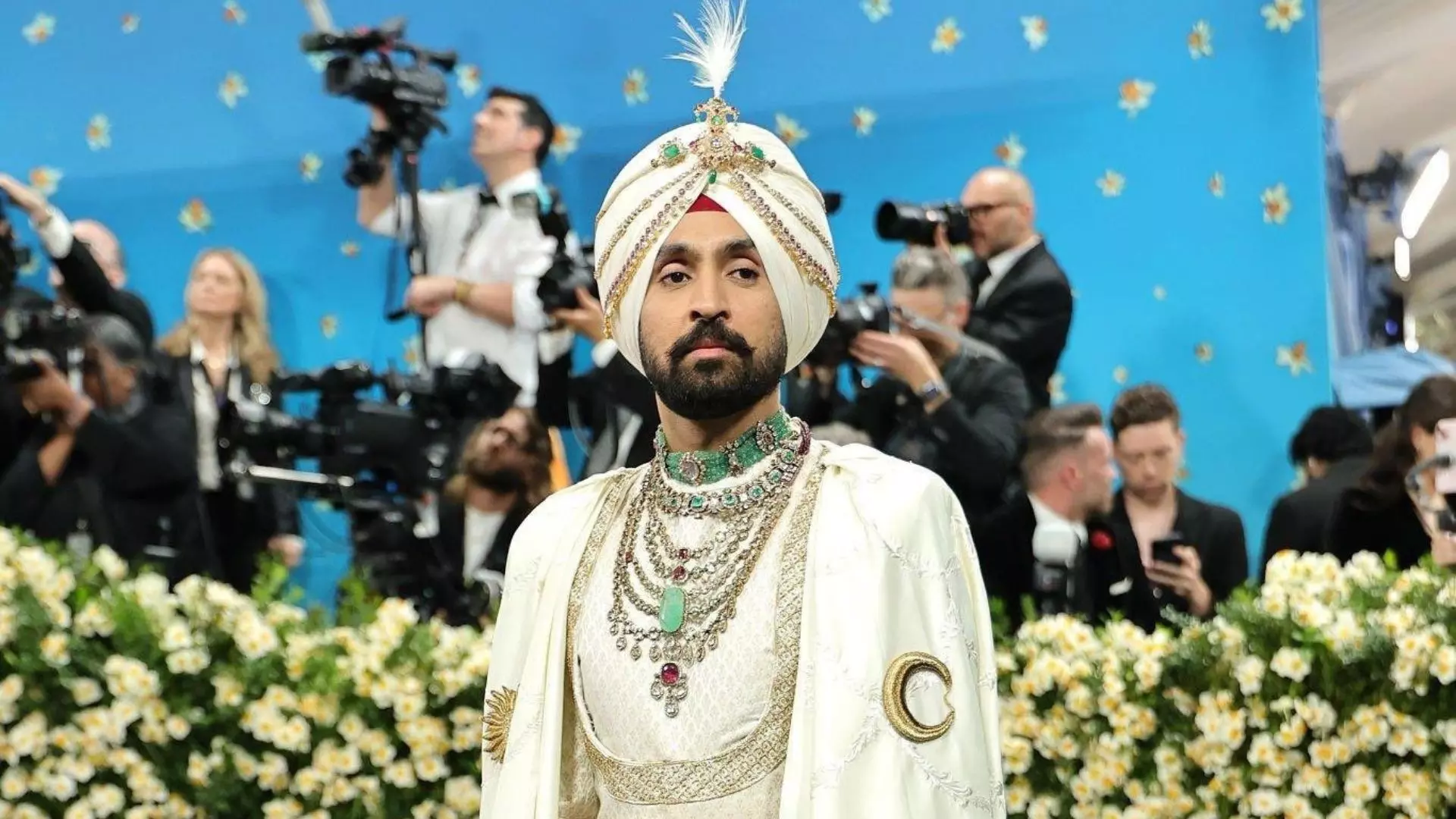 Met Gala 2025 में पंजाबी रॉयल लुक का जलवा, Diljit Dosanjh के महाराजा अंदाज ने लूटी महफिल