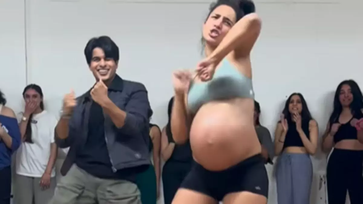 डिंग डोंग डिंग गाने पर डांस करने वाली प्रेग्नेंट वीमेन ने बताया प्रेग्नेंसी में हैवी मूव्स करने से क्या होता है?