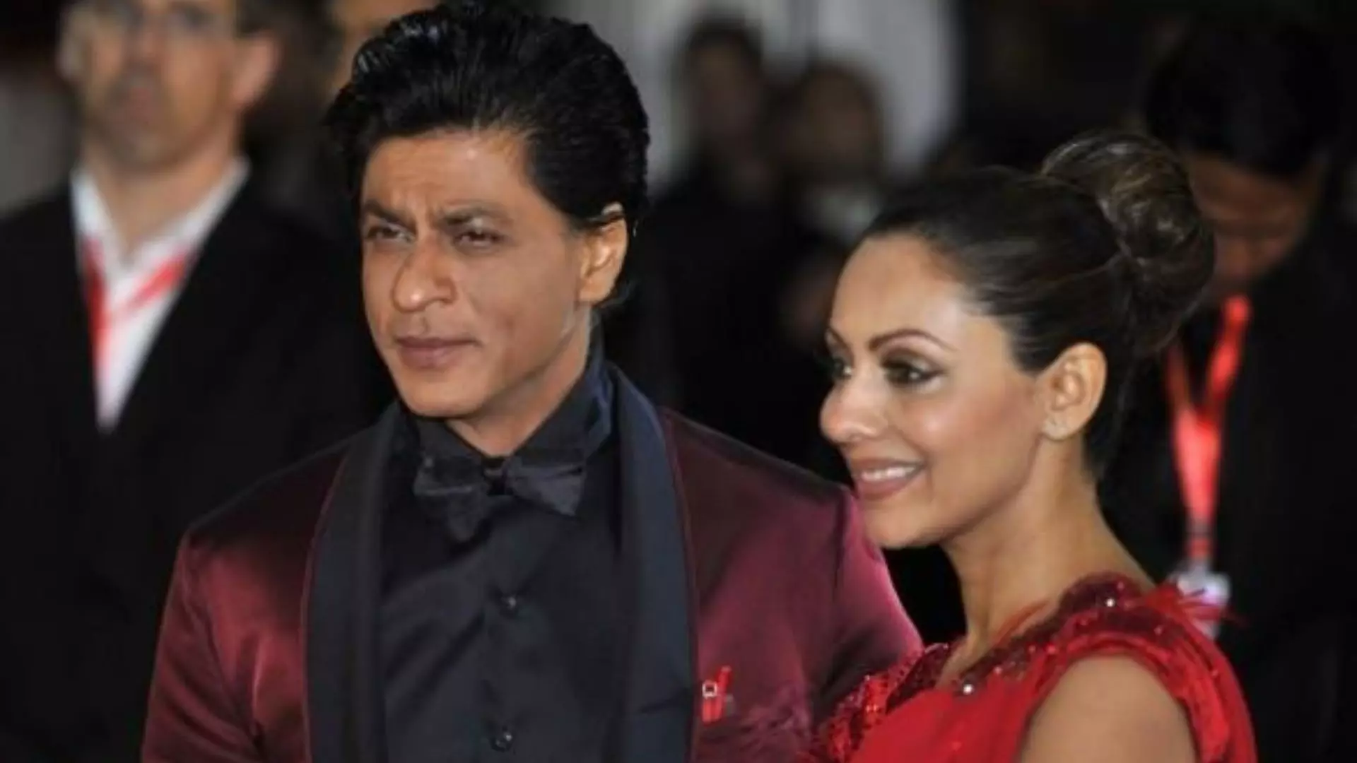 अगर उन्होंने मुझे धोखा दिया तो....Shahrukh Khan और Priyanka Chopra के अफेयर पर ऐसा था Gauri का रिएक्शन अगर उन्होंने मुझे धोखा दिया तो....Shahrukh Khan और Priyanka Chopra के अफेयर पर ऐसा था Gauri का रिएक्शन