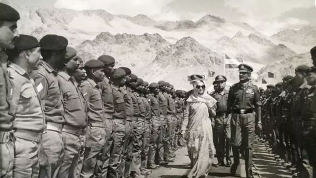 मोदी जी, आपसे तो ये उम्मीद न थी... भारत-पाक सीजफायर के बाद इंटरनेट पर ट्रेंड हुए PM मोदी और इंदिरा गांधी मोदी जी, आपसे तो ये उम्मीद न थी... भारत-पाक सीजफायर के बाद इंटरनेट पर ट्रेंड हुए PM मोदी और इंदिरा गांधी