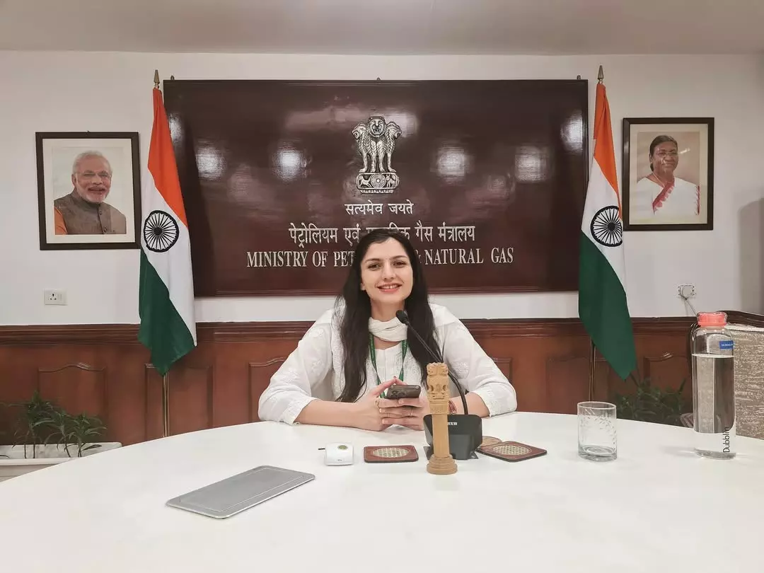 परी बिश्नोई मां बनने के बाद सेलिब्रेट कर रही पहला Mothers Day, जानें अपने समाज की कैसे बनी इकलौती IAS ऑफिसर