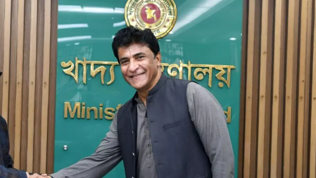 पाकिस्‍तानी राजदूत और वो 23 साल की लड़की... क्‍यों जींस-टी शर्ट में कॉक्स बाजार से भागे सैयद अहमद मारूफ?