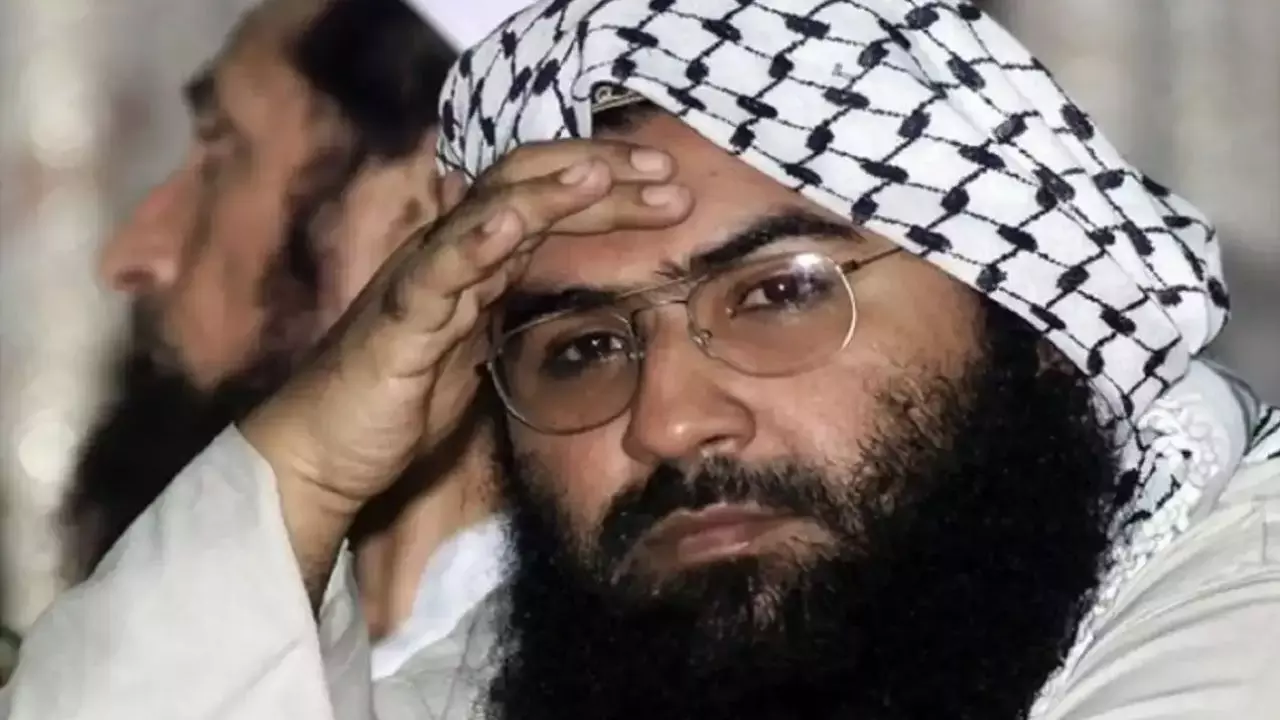 Operation Sindoor: अपने परिवार के 14 सदस्‍यों के साथ मारा गया होता मसूद अजहर, ऐसे बची जैश के सरगना की जान