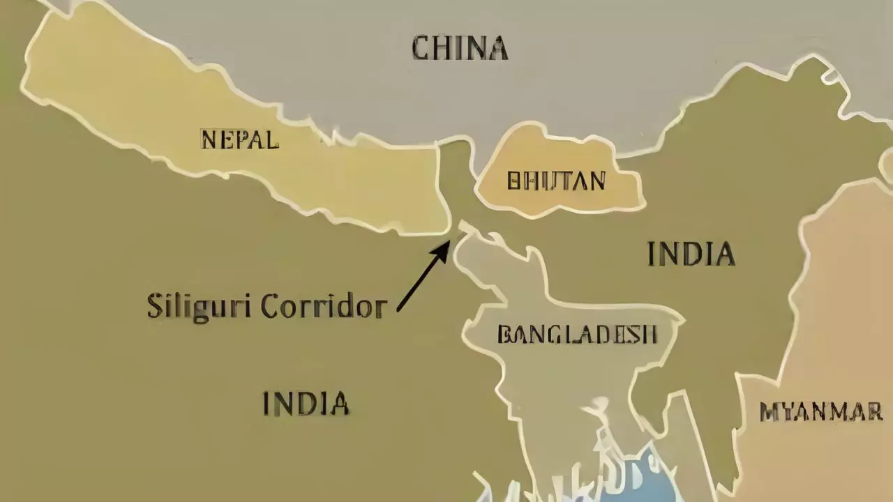 भारत के चिकन नेक के पास बांग्लादेश का एयरबेस, चीन ने किया दौरा, क्या हो रहा है सीमा पार? भारत के चिकन नेक के पास बांग्लादेश का एयरबेस, चीन ने किया दौरा, क्या हो रहा है सीमा पार?