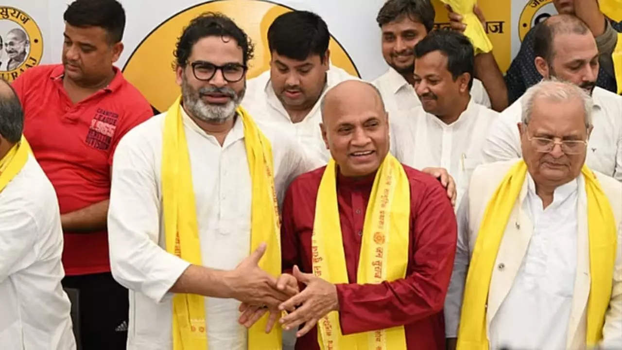 नीतीश के सबसे भरोसेमंद ‘आरसीपी’ अब प्रशांत किशोर के साथ, क्या कुर्मी वोट बैंक टूटेगा? नीतीश के सबसे भरोसेमंद ‘आरसीपी’ अब प्रशांत किशोर के साथ, क्या कुर्मी वोट बैंक टूटेगा?