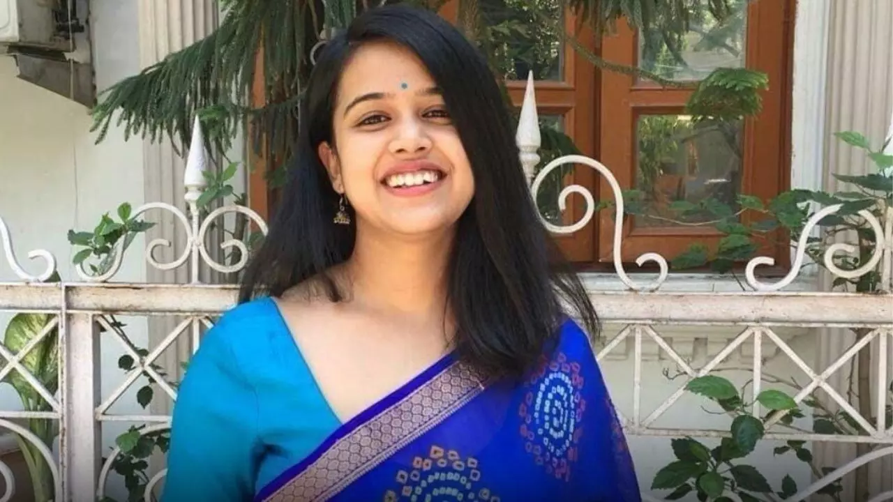 कौन है रांची की बेटी कनिका अनभ? UPSC IFS 2024 परीक्षा की बनीं टॉपर कौन है रांची की बेटी कनिका अनभ? UPSC IFS 2024 परीक्षा की बनीं टॉपर