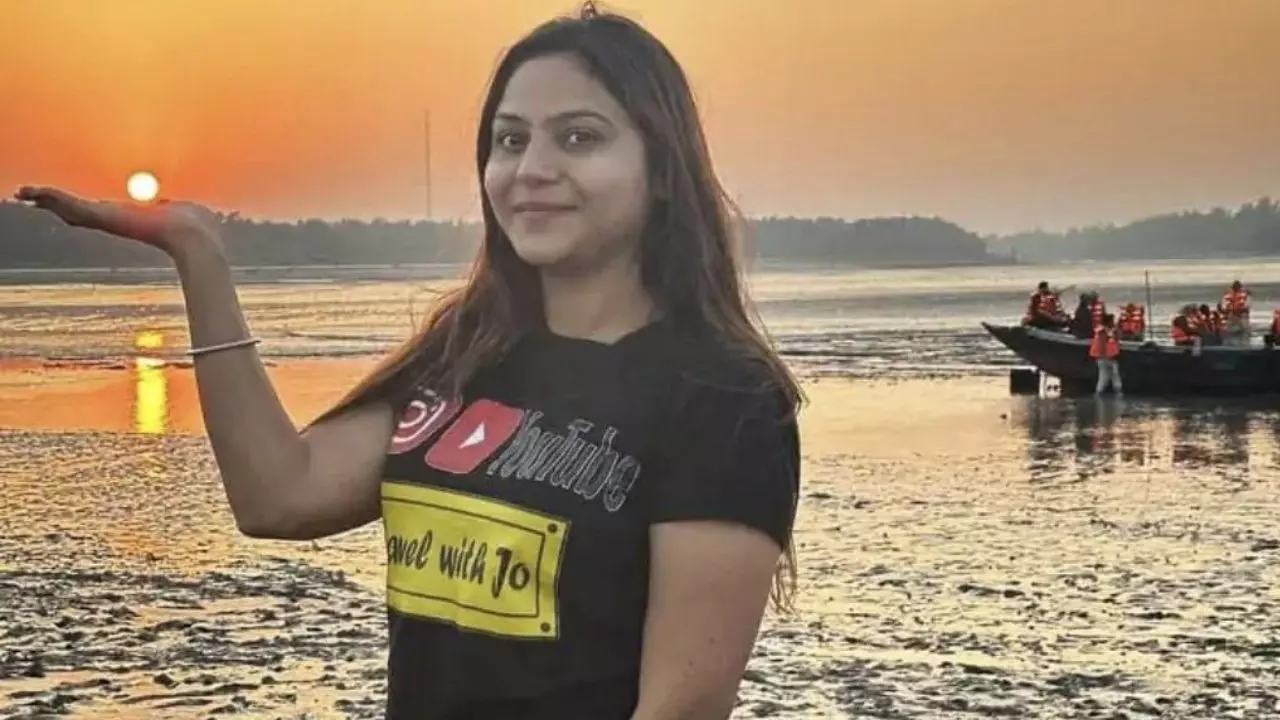 ऑपरेशन सिंदूर के वक्त ज्योति ने पाकिस्तान को भेजी थी ब्लैकआउट की जानकारी! जांच में बड़ा खुलासा, अब बैंक स्टेटमेंट होगा चेक ऑपरेशन सिंदूर के वक्त ज्योति ने पाकिस्तान को भेजी थी ब्लैकआउट की जानकारी! जांच में बड़ा खुलासा, अब बैंक स्टेटमेंट होगा चेक