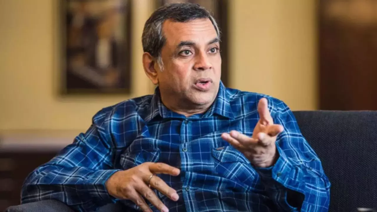 11 लाख एडवांस लेकर  Hera Pheri 3 छोड़ना पड़ा भारी, Paresh Rawal पर 25 करोड़ रुपये का मुकदमा