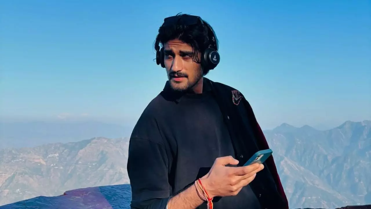 भारतीय मीडिया ने कैसे बनाया हिंदुस्तानी को पाकिस्तानी, आधार कार्ड दिखाकर बोला- मैं पहाड़ी हूं
