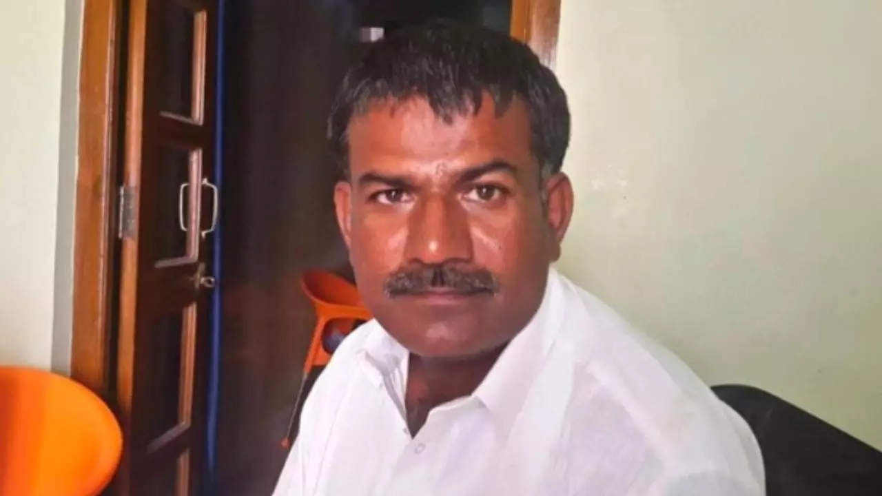 जैसलमेर में सरकारी कर्मचारी निकला जासूस! ISI से लिंक के आरोप में सकूर खान गिरफ्तार, जानें कांग्रेस से क्या है कनेक्शन