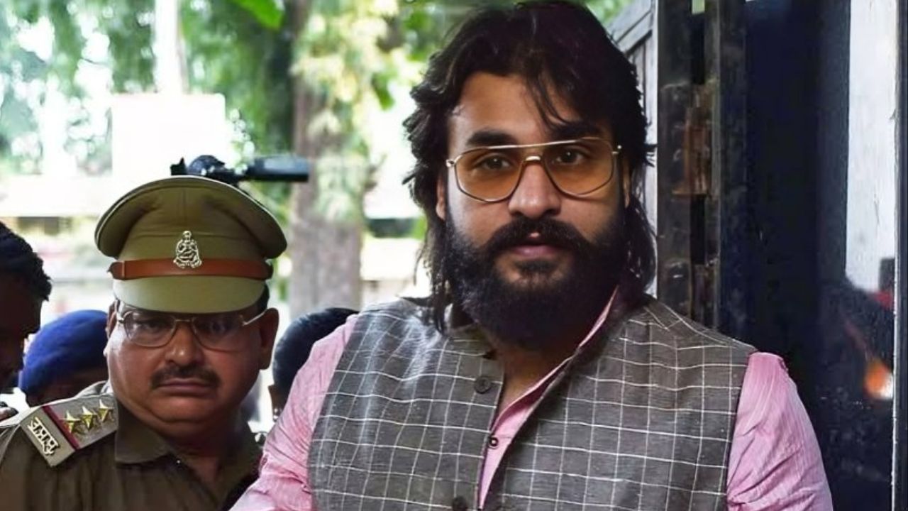 अब्बास अंसारी को कोर्ट ने दिखाया कानून का डंडा, विधायकी की कुर्सी जाना ...