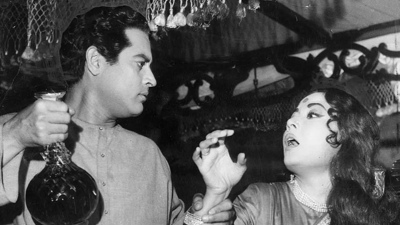 मरने से पहले Meena Kumari का एक आख़िरी सौदा! Mumtaz को फीस के बदले देना पड़ा था अपना आलीशान बंगला