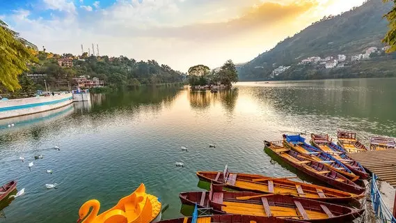 नैनीताल के व्यापारियों को बड़ा झटका, नहीं पहुंच रहे सैलानी, पर्यटन क्षेत्र को अब तक 60 करोड़ का नुकसान