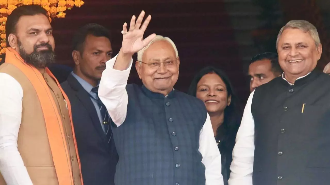 हार-जीत का नया फॉर्मूला! NDA ने बिहार में बिछाया चुनावी मायाजाल, जानें किसे मिलेगी कितनी सीटें