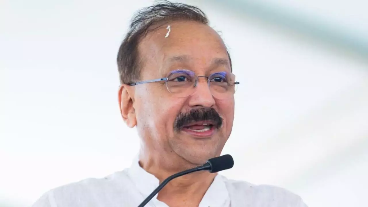 बाबा सिद्दकी हत्याकांड से लेकर ग्रेनेड हमलों तक, जानिए कैसे बना जीशान अख्तर भारत की जांच एजेंसियों के लिए सिरदर्द