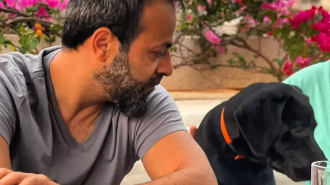 मुझे अपने कुत्ते के साथ....Tarun Mansukhani के कॉमेंट्स पर मचा बवाल, Deepika की बेटी से तुलना सुन फैंस हुए हैरान