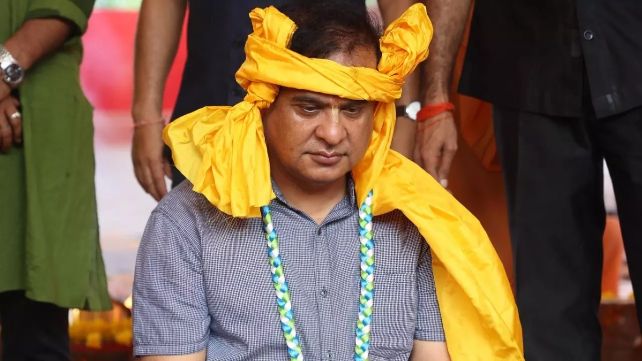 असम में अब अवैध प्रवासियों का रहना नाममुमकिन! क्या है 1950 का काननू जिसकी वजह से बाहर होंगे घुसपैठिए? असम में अब अवैध प्रवासियों का रहना नाममुमकिन! क्या है 1950 का काननू जिसकी वजह से बाहर होंगे घुसपैठिए?