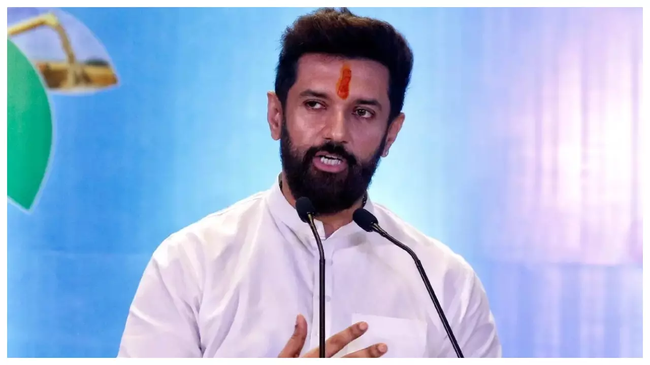 Chirag Paswans Political Khela: बिहार की 243 सीटों पर चुनाव लड़ने का एलान करने वाले चिराग पासवान चाहते क्‍या हैं?