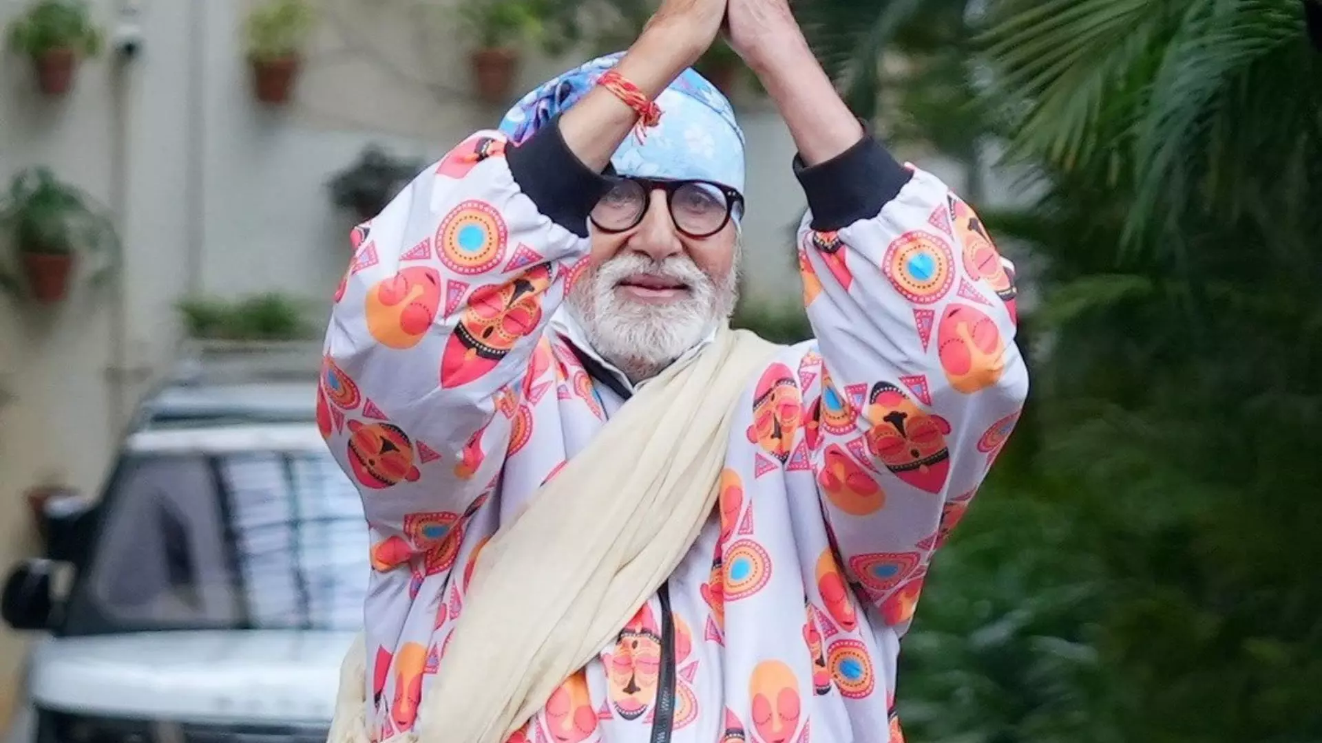 ज्यादा जीना है तो सो जाओ! Amitabh Bachchan ने ट्रोलर को दिया ऐसा जवाब, बिग बी ने कहा- भाई ईश्वर की कृपा है ज्यादा जीना है तो सो जाओ! Amitabh Bachchan ने ट्रोलर को दिया ऐसा जवाब, बिग बी ने कहा- भाई ईश्वर की कृपा है