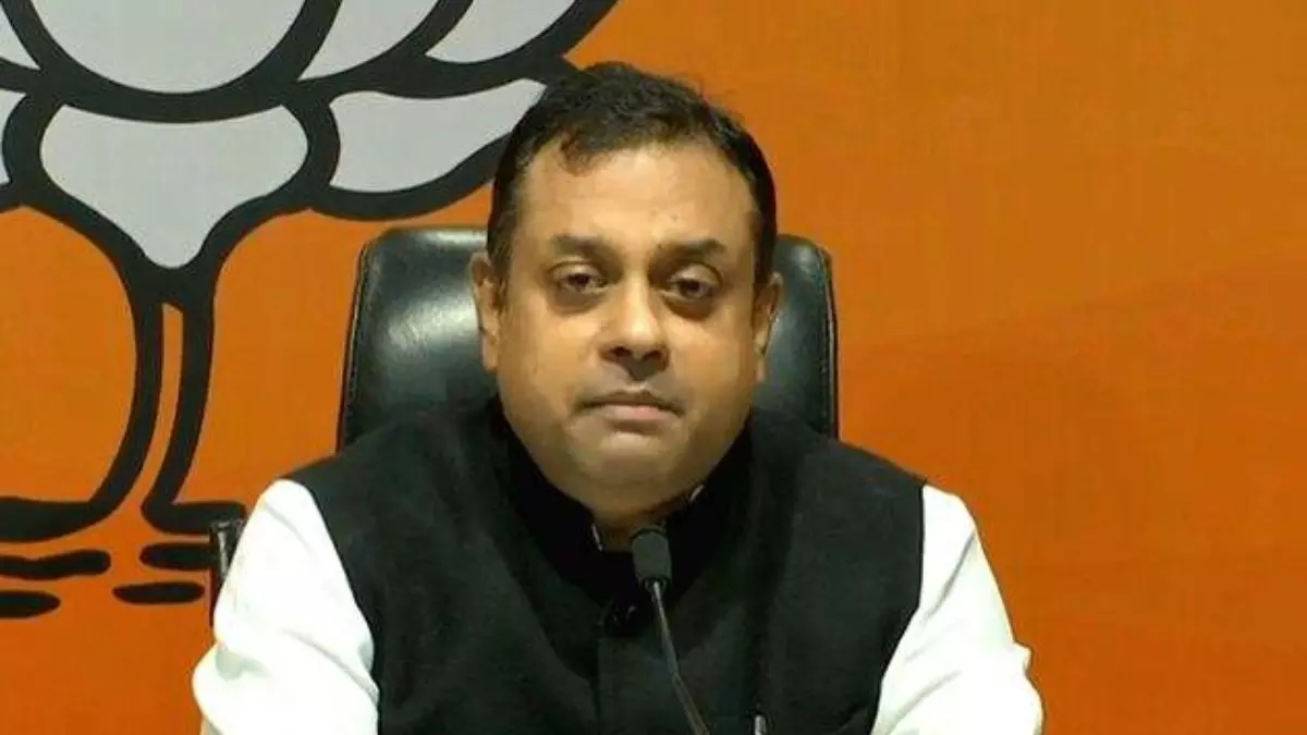 बांग्लादेश में नोबेल विजेता टैगोर की खैर नहीं, संबित पात्रा का मोहम्मद यूनुस पर हमला, कहा- ममता बनर्जी ने...