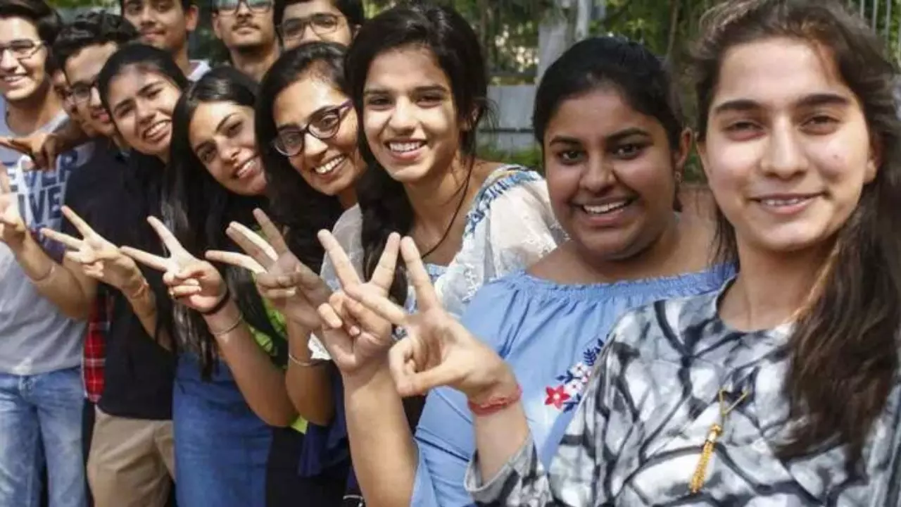 NEET UG 2025 Result: नीट यूजी का रिजल्ट जारी, राजस्थान के महेश कुमार ने किया टॉप, यहां से देखें रिजल्ट और पूरी सूची