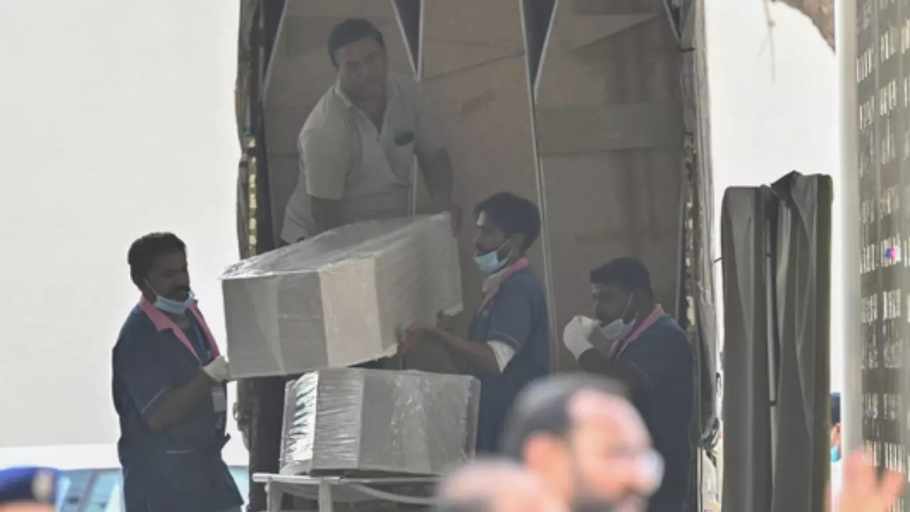 प्लेन क्रैश में मारे गए लोगों में कितने शवों की हुई पहचान और DNA मिलान, कहां तक पहुंचा मामला?