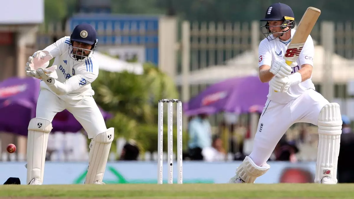 भारत के खिलाफ टेस्ट सीरीज़ में Joe Root मचा सकते हैं तहलका, सचिन-द्रविड़ और पोंटिंग का रिकॉर्ड खतरे में भारत के खिलाफ टेस्ट सीरीज़ में Joe Root मचा सकते हैं तहलका, सचिन-द्रविड़ और पोंटिंग का रिकॉर्ड खतरे में