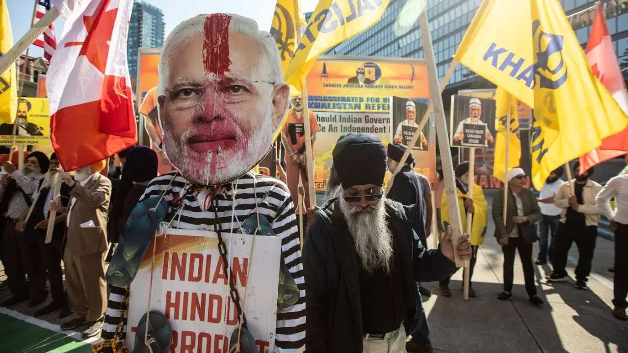 G-7 से पहले कैलगरी में खालिस्तानी उत्पात, मोदी की हत्या की धमकी पर चुप क्यों है कनाडा? G-7 से पहले कैलगरी में खालिस्तानी उत्पात, मोदी की हत्या की धमकी पर चुप क्यों है कनाडा?