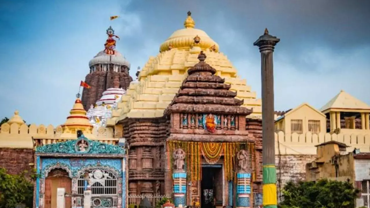 जगन्नाथ मंदिर में प्रेमी जोड़ों का प्रवेश क्यों है वर्जित? राधारानी के श्राप से जुड़ी है परंपरा