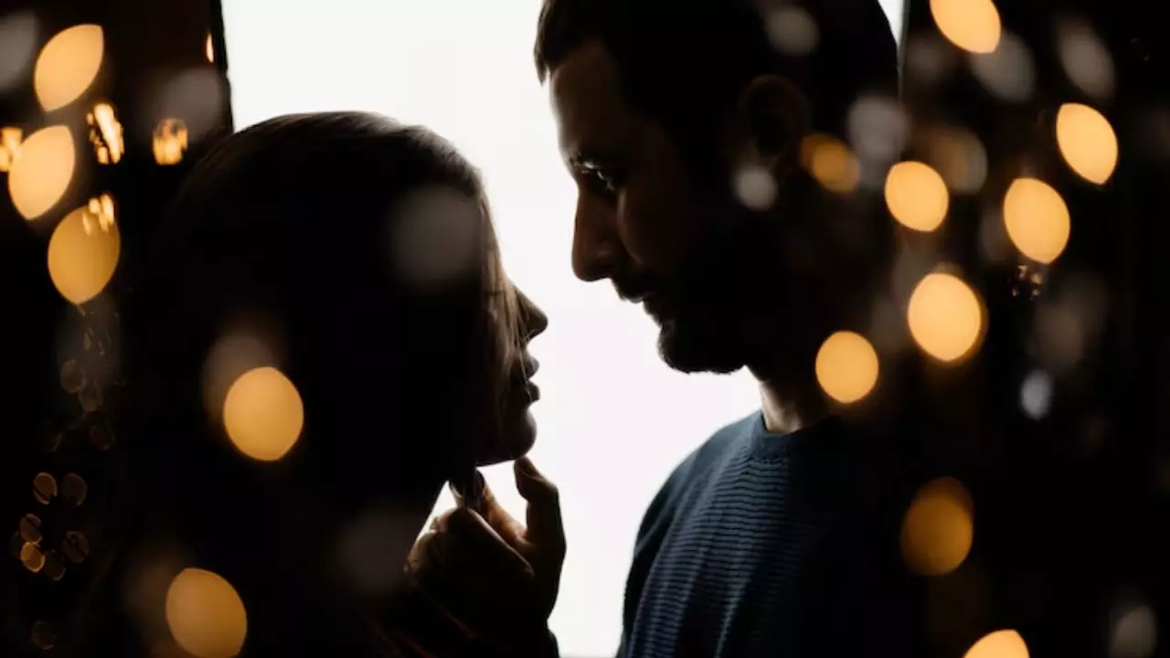 कोर्ट के फैसले के बाद फ्रांस में फिर ऑनलाइन हुई Pornhub वेबसाइट, कंपनी बोली- एप्पल-गूगल का काम हमसे क्यों?