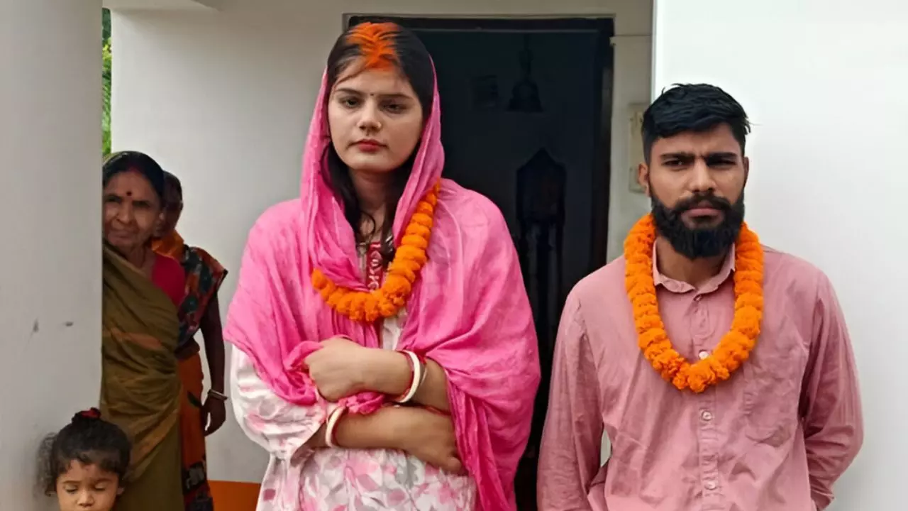 अब आया आयुषी के पति का जवाब, चुपचाप देखी पत्नी-भतीजे की शादी; कहा- मुझे कोई ऐतराज़ नहीं