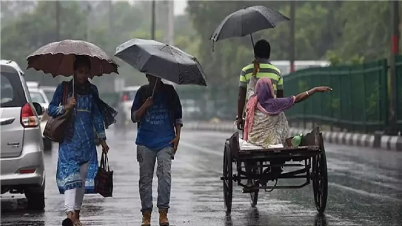 दिल्ली में 11 साल बाद सबसे पहले आ सकता है मानसून, उत्तर भारत के कई राज्यों में झमाझम बारिश से बढ़ी हलचल