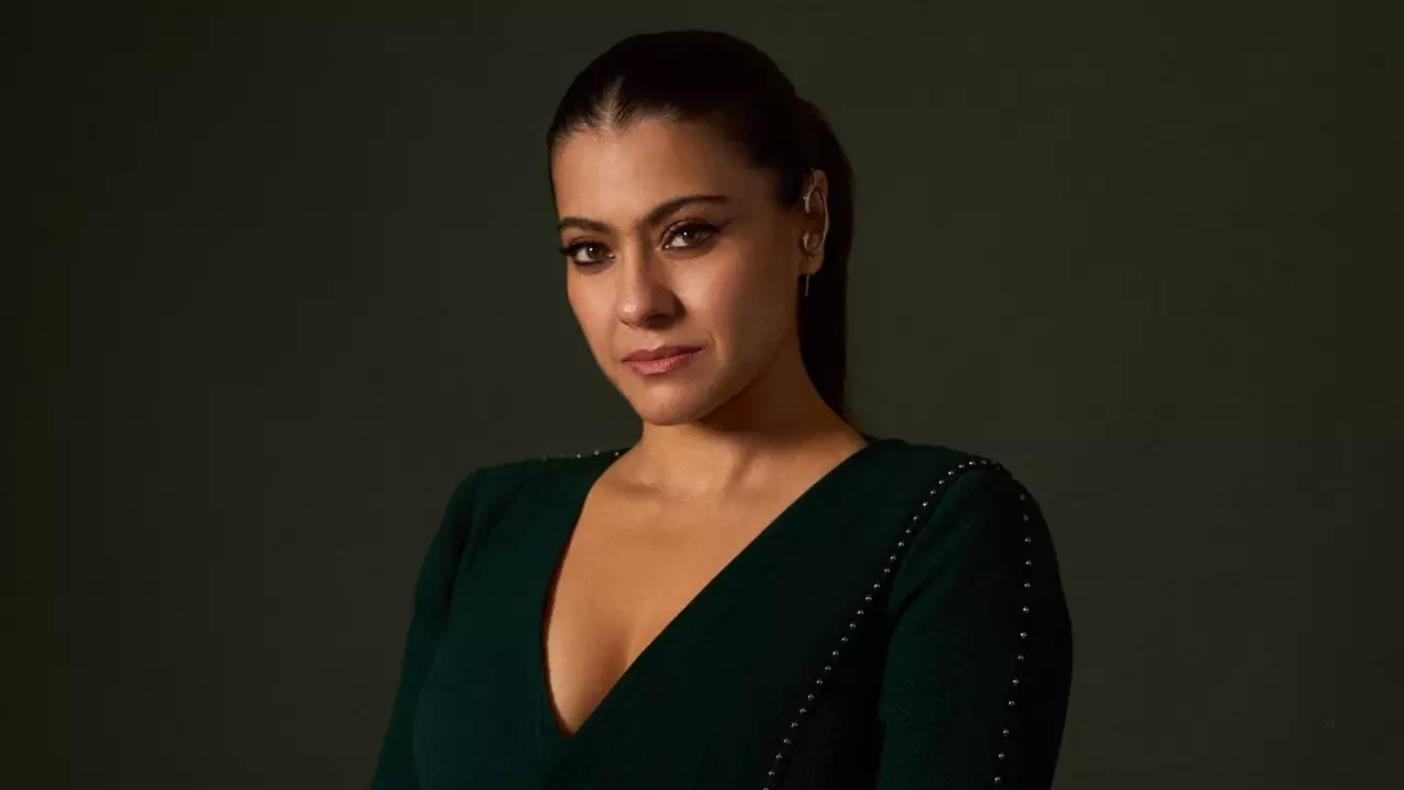 Kajol ने पैपराजी को लगाई फटकार, बोली – अब फोटो नहीं, निगेटिव टैगलाइन चाहिए होती है
