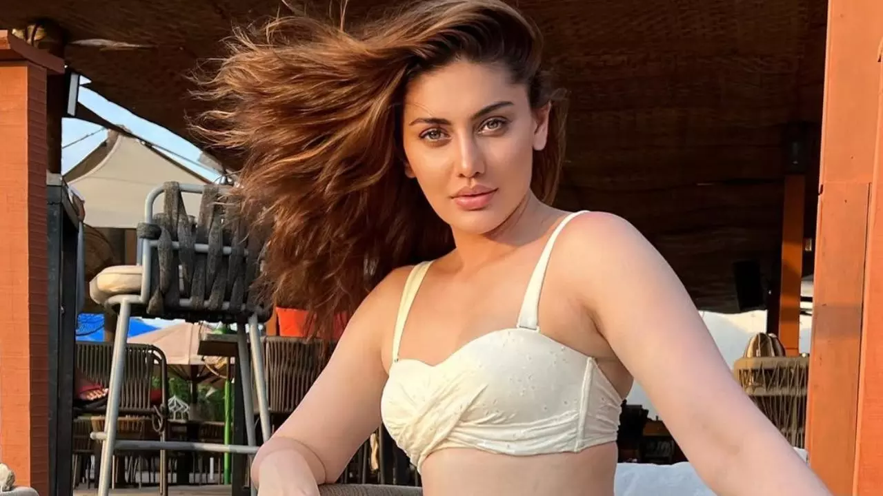 Shefali Jariwala सोशल मीडिया पर भी रहीं क्वीन, लाखों में थी फीस; जानें कितने करोड़ की मालकिन थीं कांटा लगा गर्ल Shefali Jariwala सोशल मीडिया पर भी रहीं क्वीन, लाखों में थी फीस; जानें कितने करोड़ की मालकिन थीं कांटा लगा गर्ल
