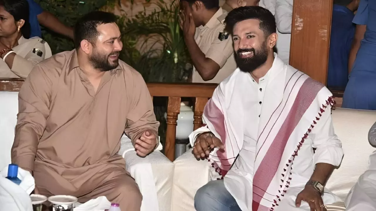 चिराग vs तेजस्वी: दोनों युवा चेहरों का शक्ति प्रदर्शन, बिहार के चुनावी मैदान में कौन कितना बेहतर? चिराग vs तेजस्वी: दोनों युवा चेहरों का शक्ति प्रदर्शन, बिहार के चुनावी मैदान में कौन कितना बेहतर?