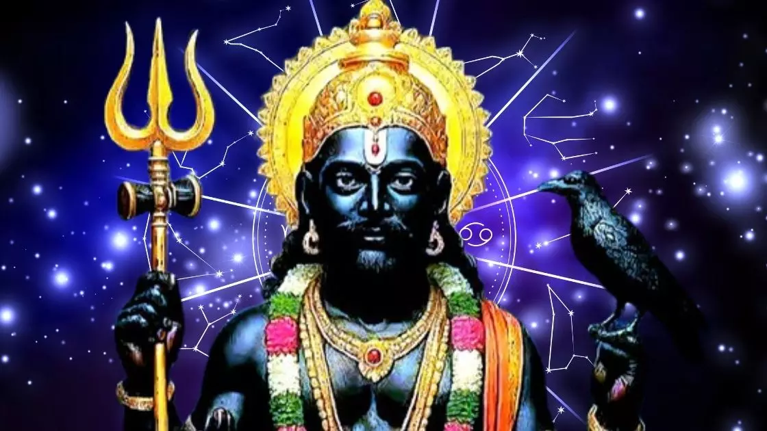 13 जुलाई को शनि होंगे वक्री, इन चार राशि वालों को करियर में करना पड़ सकता है परेशानियों का सामना