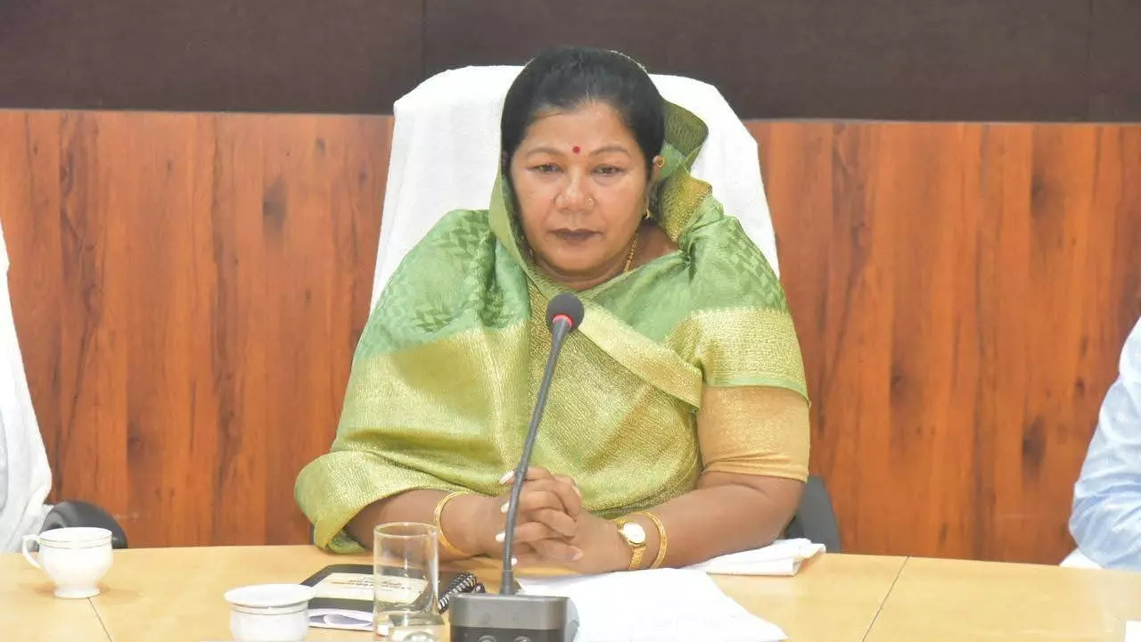 कौन हैं मध्‍यप्रदेश की मंत्री संपतिया उइके जिनपर लगा 1000 करोड़ कमिशन लेने का आरोप?