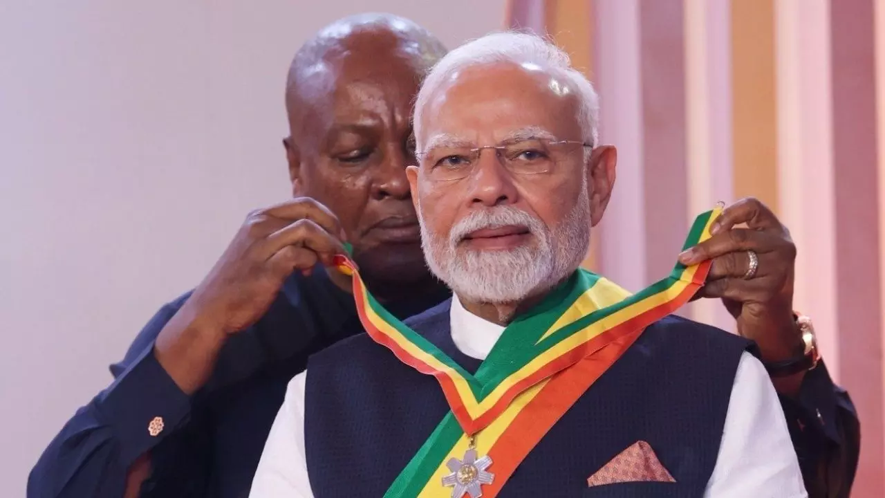 घाना में पीएम मोदी को मिला सर्वोच्च नागरिक सम्मान, हुए 4 बड़े समझौते; आखिर क्यों हुआ पंडित नेहरू का जिक्र?