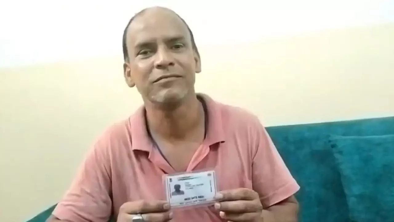 मैंने जैसे ही बताया मेरा नाम गोपाल नहीं तजम्मुल है, उन्होंने मेरी पैंट उतारी और... ढाबा कर्मचारी ने क्या- क्या बताया मैंने जैसे ही बताया मेरा नाम गोपाल नहीं तजम्मुल है, उन्होंने मेरी पैंट उतारी और... ढाबा कर्मचारी ने क्या- क्या बताया