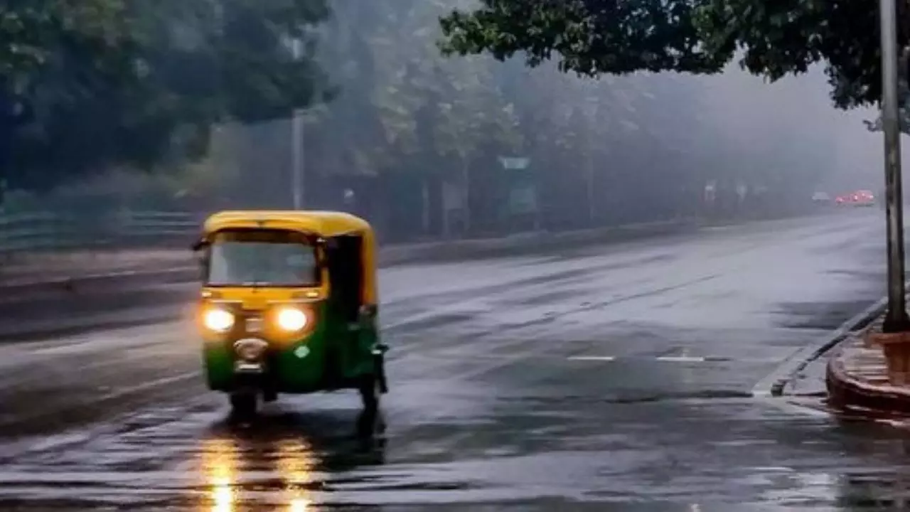 दिल्ली-NCR में फिर शुरू होगा गरज के साथ बारिश का सिलसिला! IMD ने अगले एक हफ्ते का बताया अपडेट, जानें अन्य राज्यों का हाल