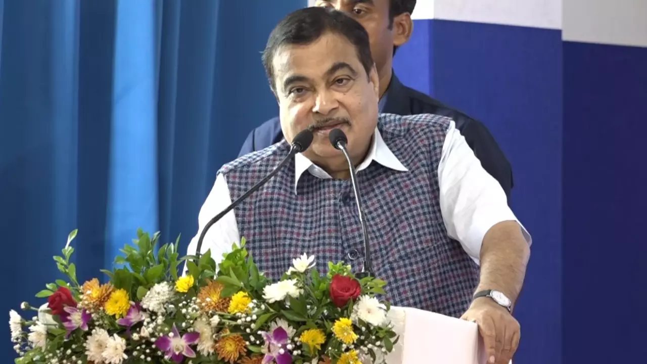 आते ही रिटर्न टिकट बुक कर लेता हूं... दिल्ली में क्यों नहीं रुकना चाहते नितिन गडकरी? खुद बताई वजह आते ही रिटर्न टिकट बुक कर लेता हूं... दिल्ली में क्यों नहीं रुकना चाहते नितिन गडकरी? खुद बताई वजह