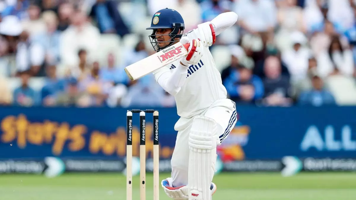 शुभमन गिल ने रचा इतिहास, ICC Test Ranking में लगाई 15 पायदान की छलांग; जानें कौन है नंबर 1 बल्लेबाज शुभमन गिल ने रचा इतिहास, ICC Test Ranking में लगाई 15 पायदान की छलांग; जानें कौन है नंबर 1 बल्लेबाज