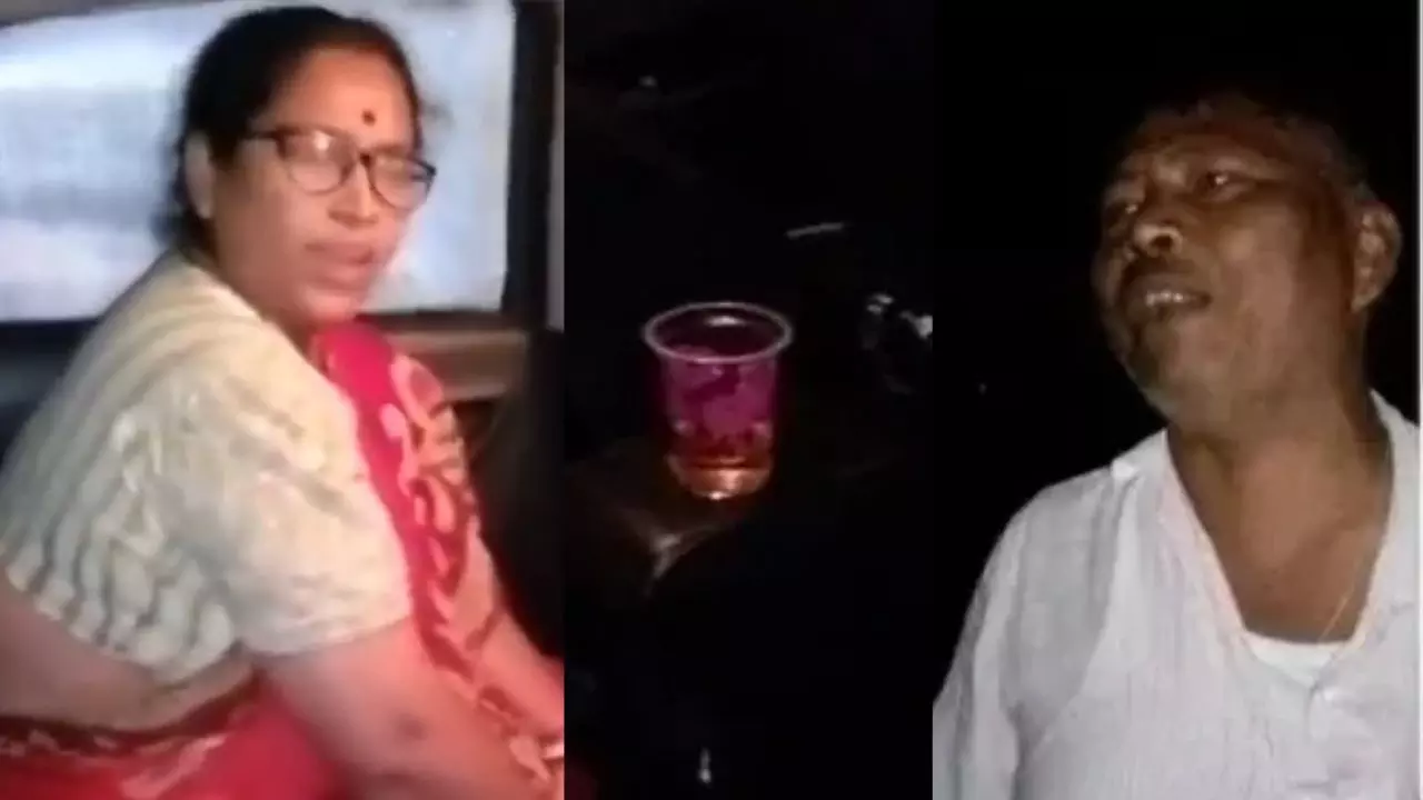 दो पैग मार और भूल जा...दारू में डूबी बंगाल की राजनीति! जंगल में BJP और TMC नेताओं की कार में चल रहा ‘मयखाना’- Video दो पैग मार और भूल जा...दारू में डूबी बंगाल की राजनीति! जंगल में BJP और TMC नेताओं की कार में चल रहा ‘मयखाना’- Video