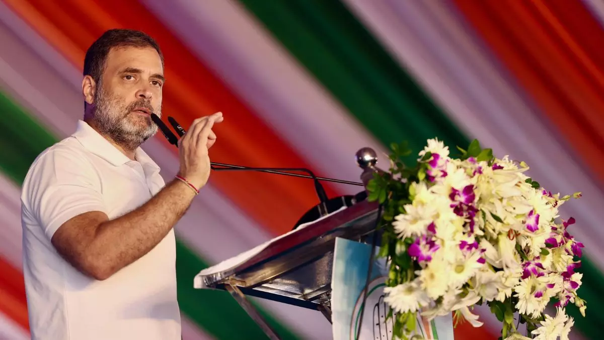 अडाणी के लिए रुकवाया गया जगन्नाथ रथ, आदिवासियों की जमीन छीन रही ओडिशा सरकार... संविधान बचाओ रैली में गरजे राहुल अडाणी के लिए रुकवाया गया जगन्नाथ रथ, आदिवासियों की जमीन छीन रही ओडिशा सरकार... संविधान बचाओ रैली में गरजे राहुल