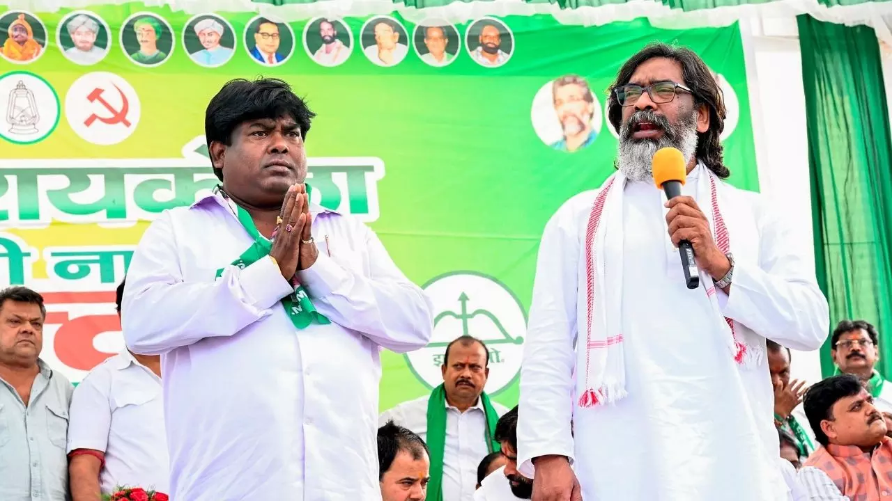 स्कैम या चुनावी साजिश! झारखंड की सत्ताधारी पार्टी JMM का X अकाउंट हैक, CM हेमंत सोरेन ने किया पोस्ट स्कैम या चुनावी साजिश! झारखंड की सत्ताधारी पार्टी JMM का X अकाउंट हैक, CM हेमंत सोरेन ने किया पोस्ट